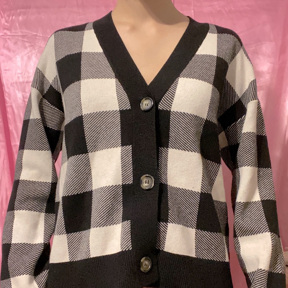 Y2K Preppy THICC Black Gingham Cardigan